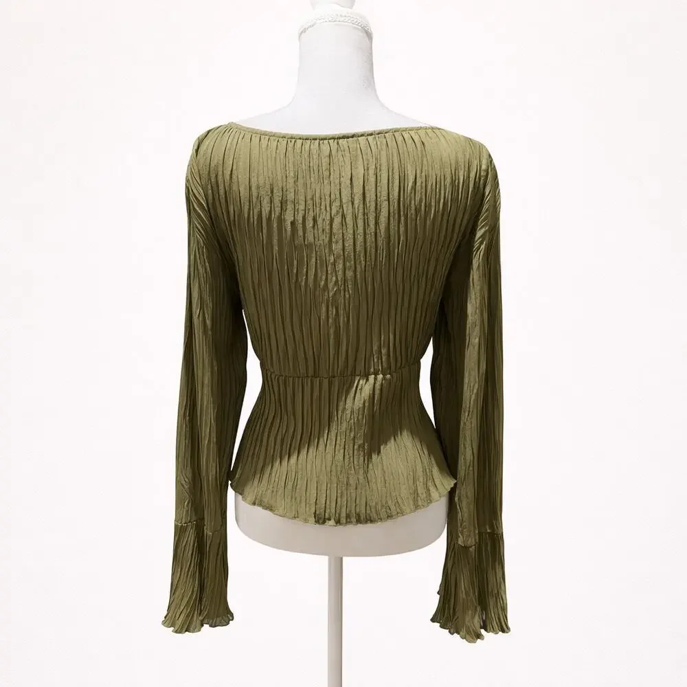 PrettyLittleThing Olive Green Crinkle Crepe Tie Front Top Size 6 Y2K Cottagecore - Picture 2 of 10